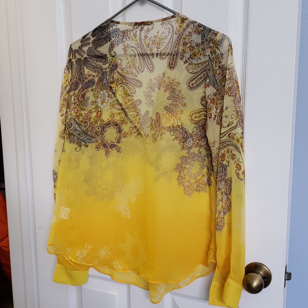 Blouse - Picture 2 of 2